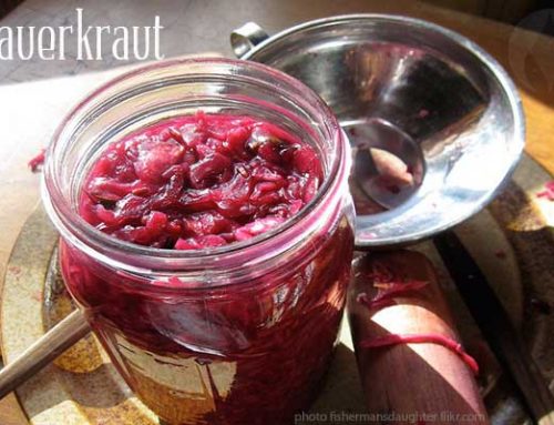 How to Make Red Cabbage and Carrot Sauerkraut