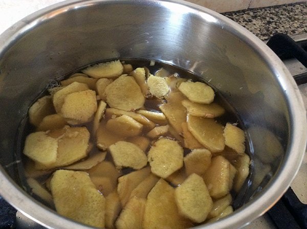 ginger and honey starting to boil