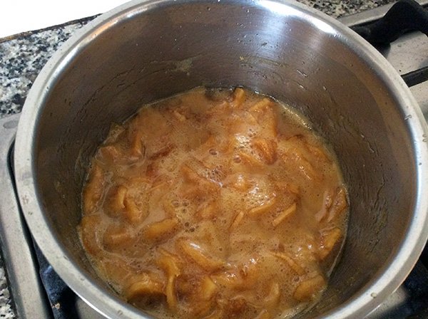 ginger and honey syrup reduced in saucepan
