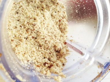 ground almonds in blender